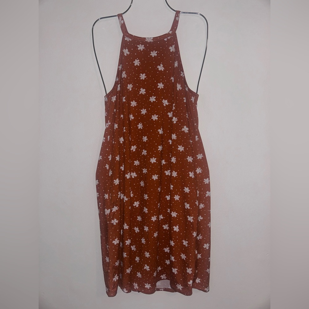 Nine Britton Backless Floral Dress in Brown and White